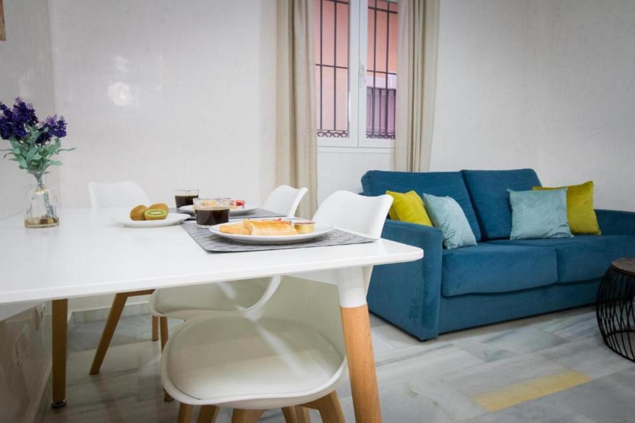 Holidays2Malaga Eduardo Ocon Ground Floor Renovated Apartment In The City Center Exteriér fotografie