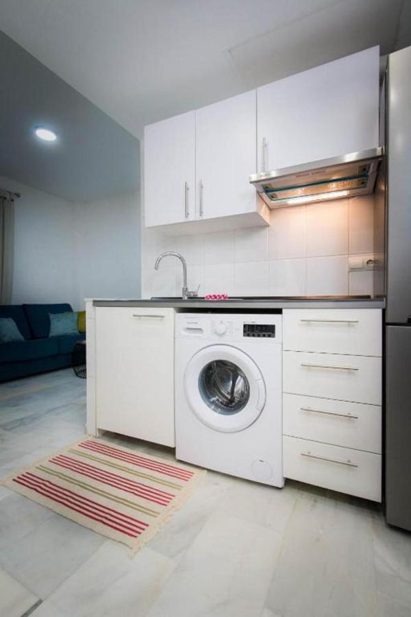 Holidays2Malaga Eduardo Ocon Ground Floor Renovated Apartment In The City Center Exteriér fotografie